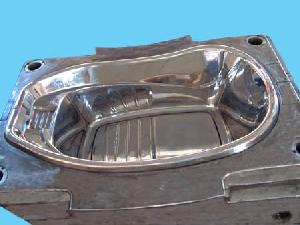 Low Price Plastic Injection Mold Maker In China