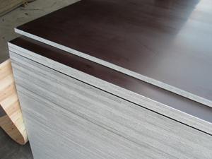 Chinese Brown / Black / Dynea Film Faced Plywood For Concrete Forming