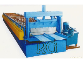 waved layer roll forming machine