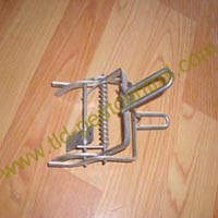 Claw Mole Trap