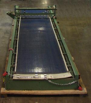 Used Plastic Mesh Rectangular Bi-directional Accumulating Table