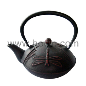 0 7 liter cast iron teapot dragonfly pattern