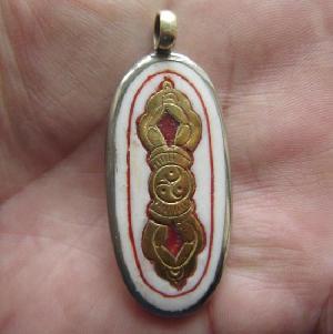 Tibetan Yak Bone Om Mani Padme Hum Dorje Pendant