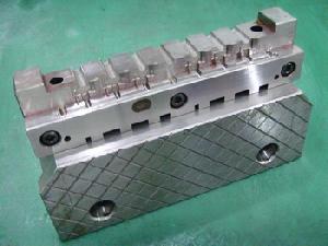 mould manufacturiers injection moulding factory