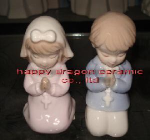 ceramic nativity figurines praying souvenirs giftwares