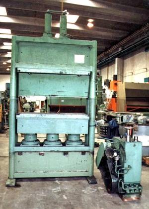 Vestas 450 Tons Hydraulic Press