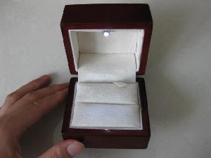 Jewelry Ring Box With Led Lights Inside