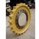 uh081 sprocket undercarriage