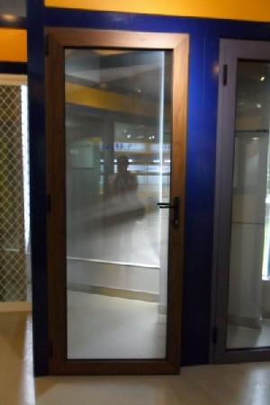 kpm49 extermal open door