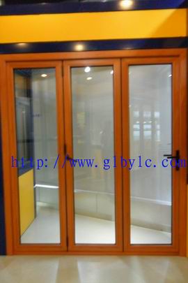 Z70 Folding Door