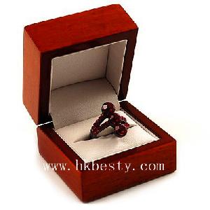 Cherry Wood Wedding Ring Box For Jewellery Shop