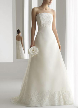 Lace Embellished A-line Floor-length Strapless Wedding Dress