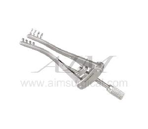 alm retaining retractors